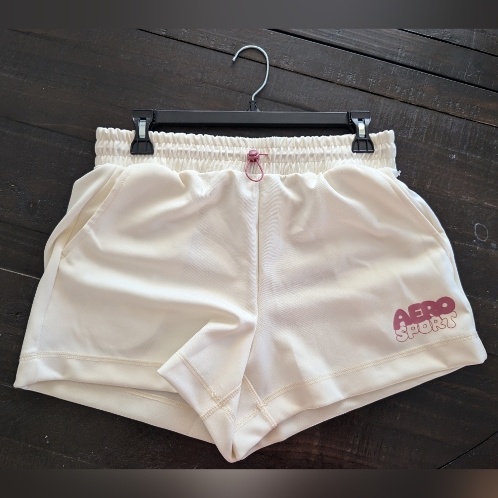 Aeropostale Cream Athletic Shorts Lightweight Elastic Waist (NEW Without Tags)